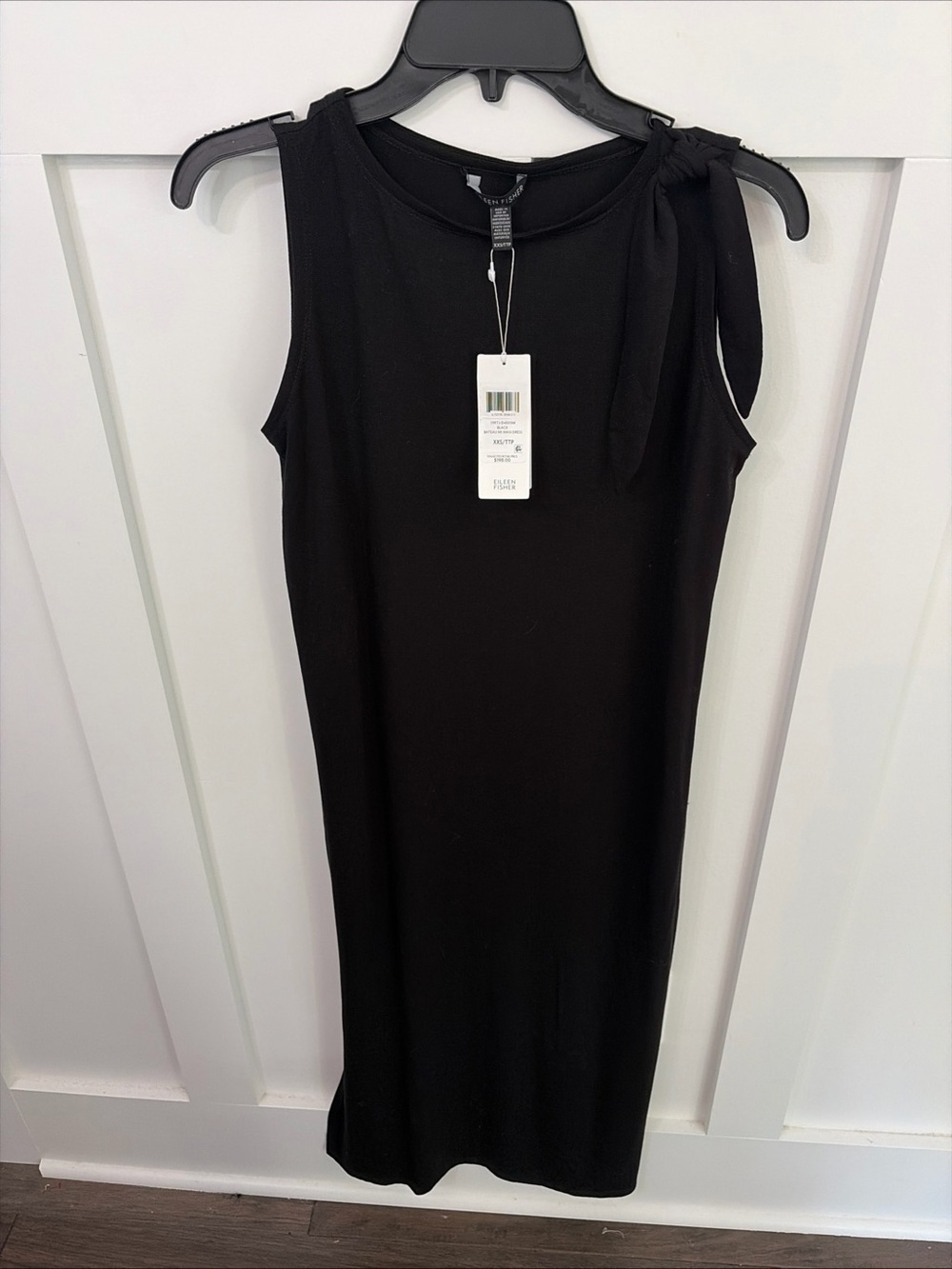 Sleeveless Black Tie-Shoulder Maxi Dress